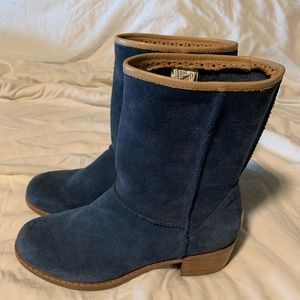 blue suede uggs